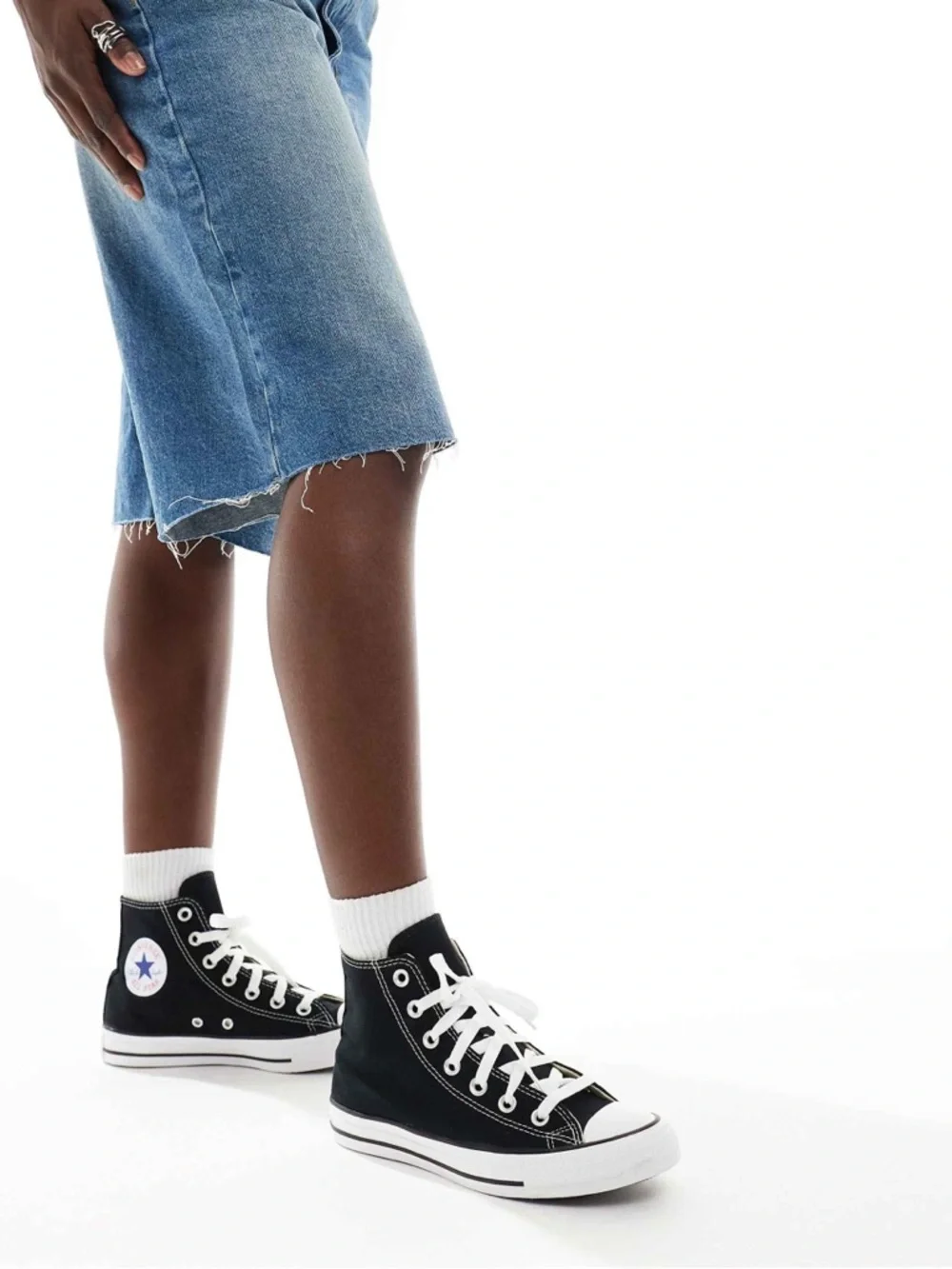 Converse Chuck Taylor All Star Hi-Top sneaker in black size 1‎